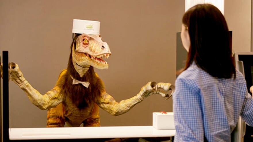 Inauguran en Japón un hotel atendido enteramente por robots