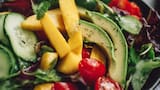 Ensalada de aguacate y mango: una receta rápida y fresca