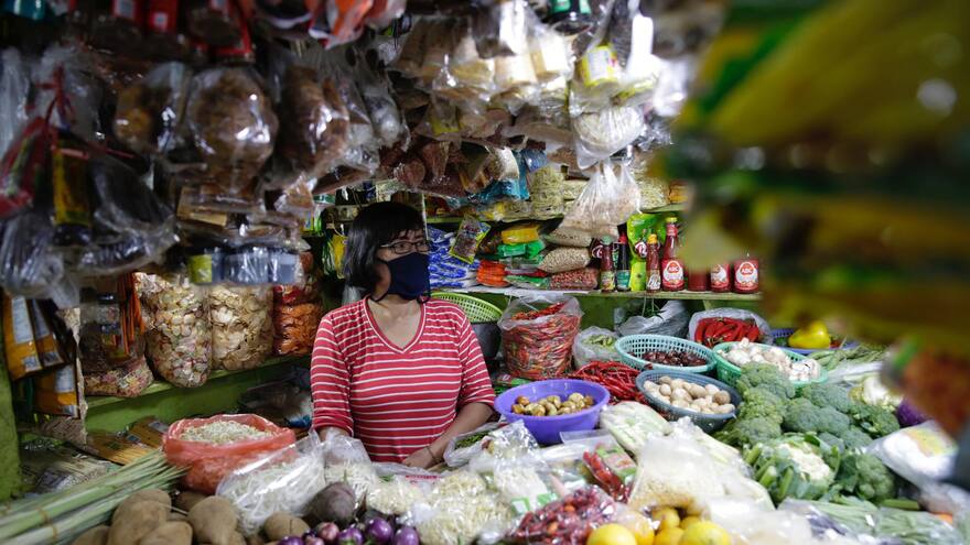 OMS recuerda que alimentos contaminados matan cada año a 420.000 personas