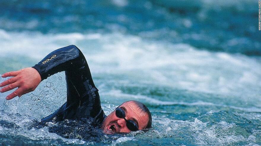 Deportista esloveno nadará hasta Ucrania para pedir la paz