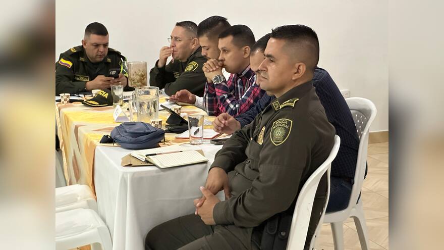 Anuncian millonarias inversiones para la Policía de Córdoba