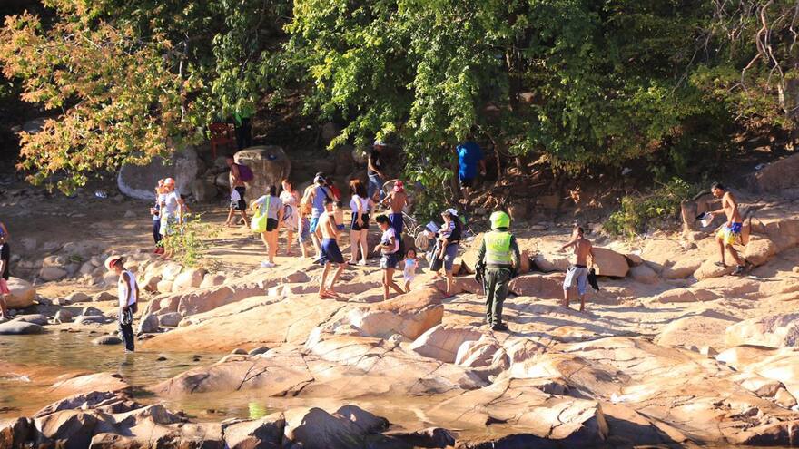 Denuncian afectaciones por riñas entre hinchas en el Balneario Hurtado