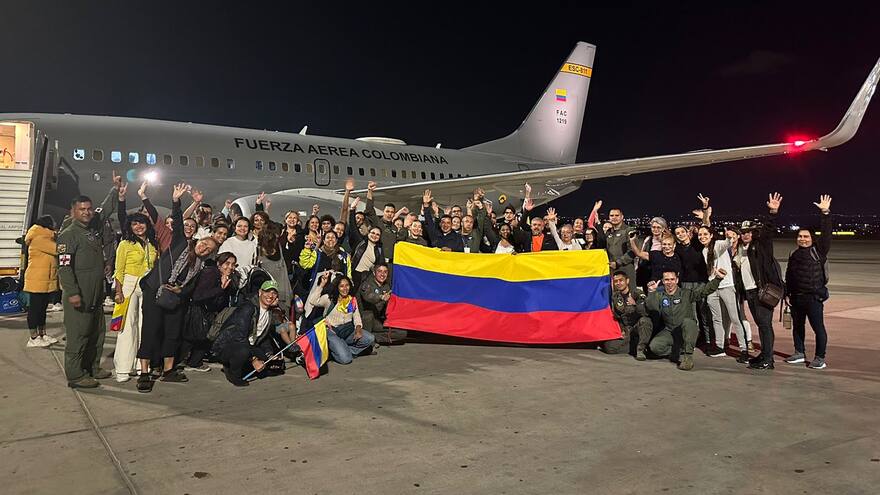 Segundo vuelo humanitario desde Israel ya partió a Colombia