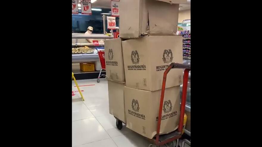 EH verifica: la verdad sobre cajas de Registraduría halladas en almacén
