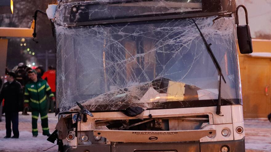 Las imágenes que deja el accidente en Moscú: 5 muertos