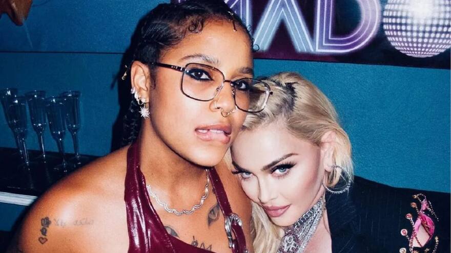 Madonna se besó con Tokischa durante la Fashion Week de Nueva York