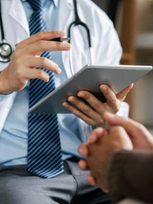 ¿Para y por qué una reforma del Sistema de salud? Columna de Álvaro Villanueva