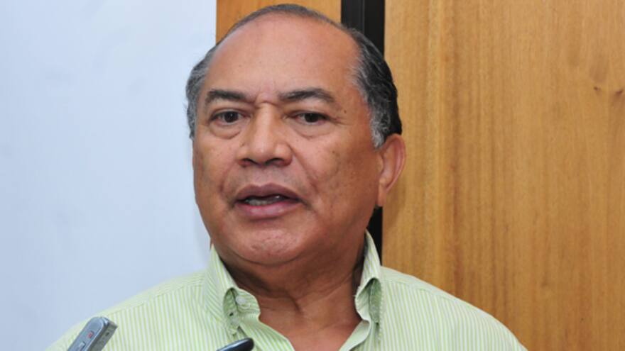 Columnista arremete contra Amylkar Acosta; Minminas se defiende