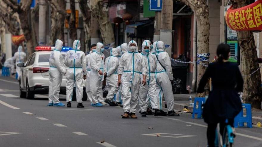 China bate récord con 40 mil nuevos casos de covid-19