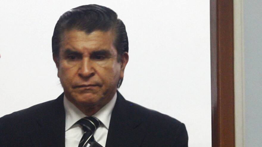 Exjefe militar desvió fondos estatales para reelección de Fujimori