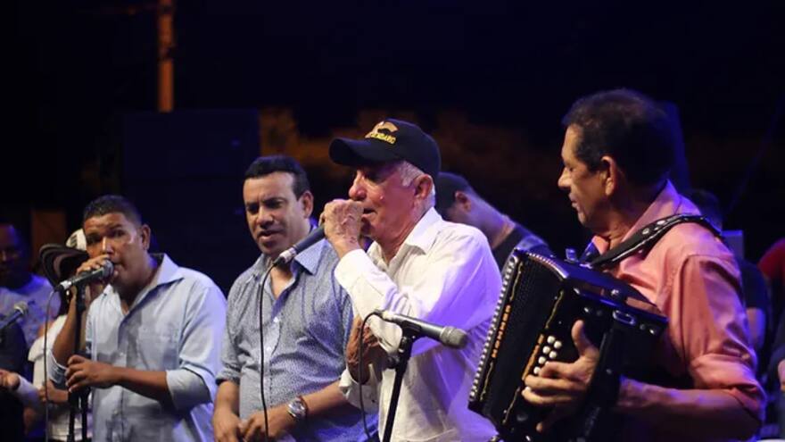 El cóndor legendario abre sus alas en Juan de Acosta