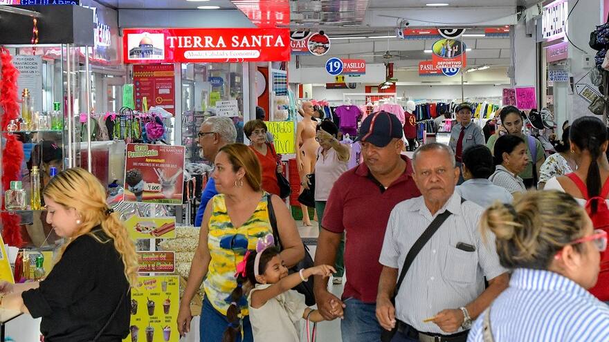 SAE inspecciona manejos en los almacenes Tierra Santa