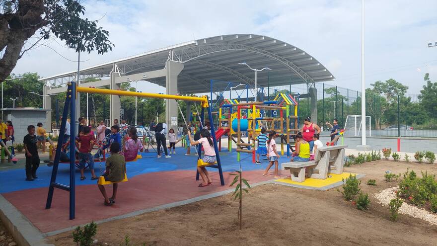 Obras deportivar en el barrio San Fernando, en Malambo, avanzan en un 96 %