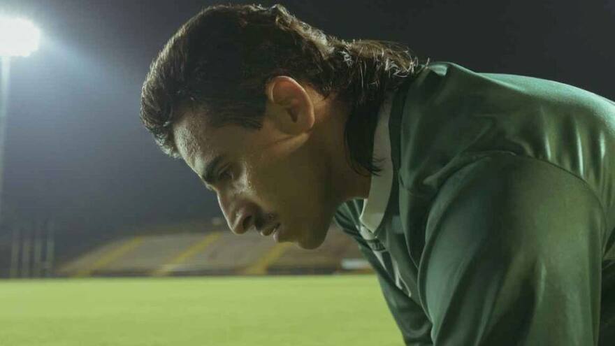 ¿En quién está inspirado el papel de Quique Vélez en ‘Goles en contra’?