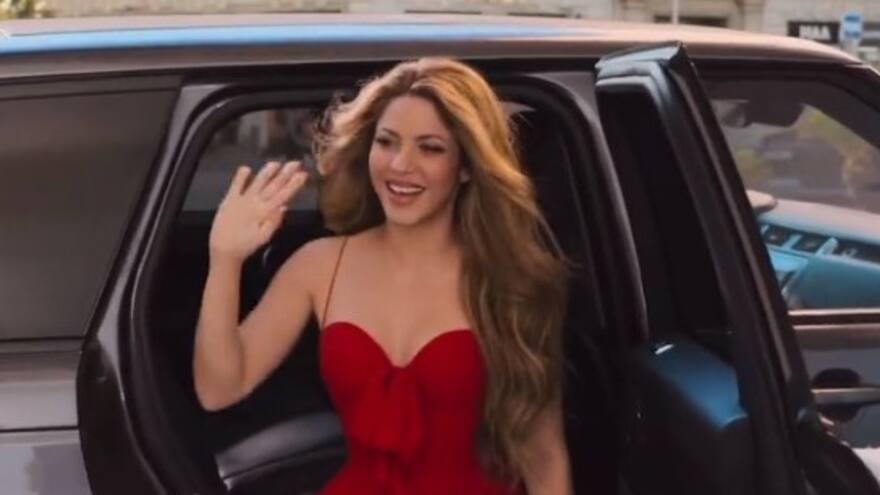 Shakira sorprende cantando salsa en comercial que protagoniza