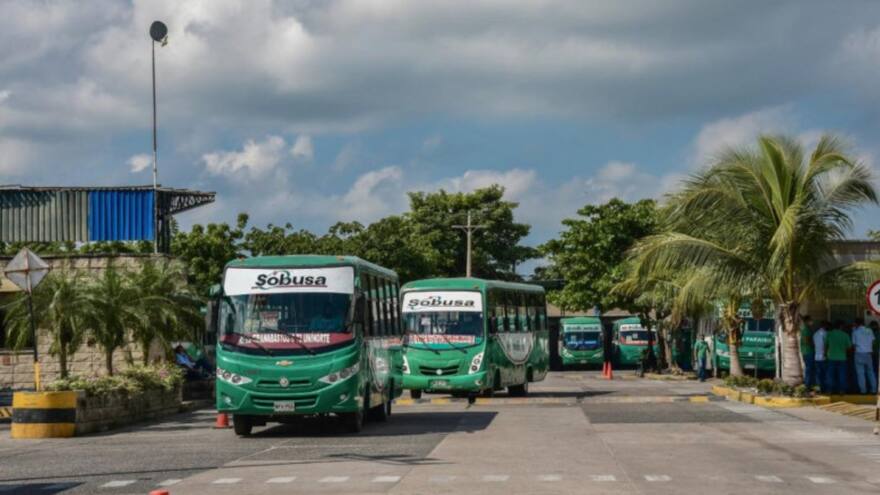 Asaltan un bus de Sobusa en calle 17: autoridades buscan a implicados