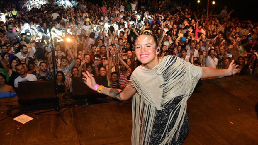 Bomba Estéreo prendió la 'Fiesta' en Barranquilla