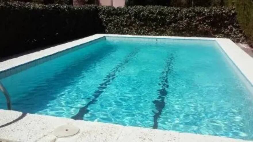 Bebé muere ahogada en una piscina: Policía cree que padres veían el Mundial