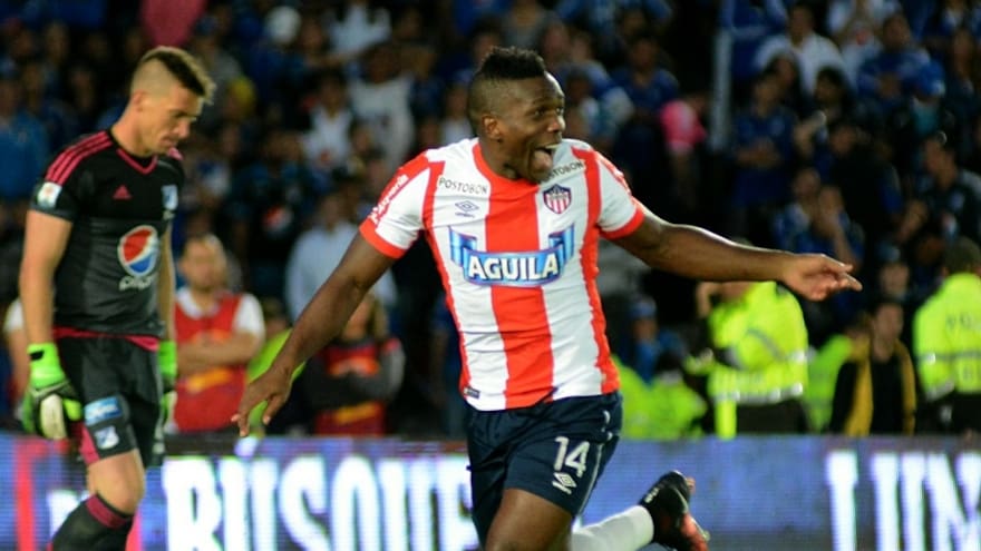 Édinson Toloza sufre grave accidente en moto en Cali