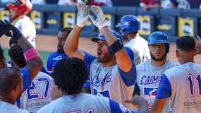 Los Caimanes vencen 6-4 a las Águilas Metropolitanas y avanzan a la final de la Serie de Las Américas