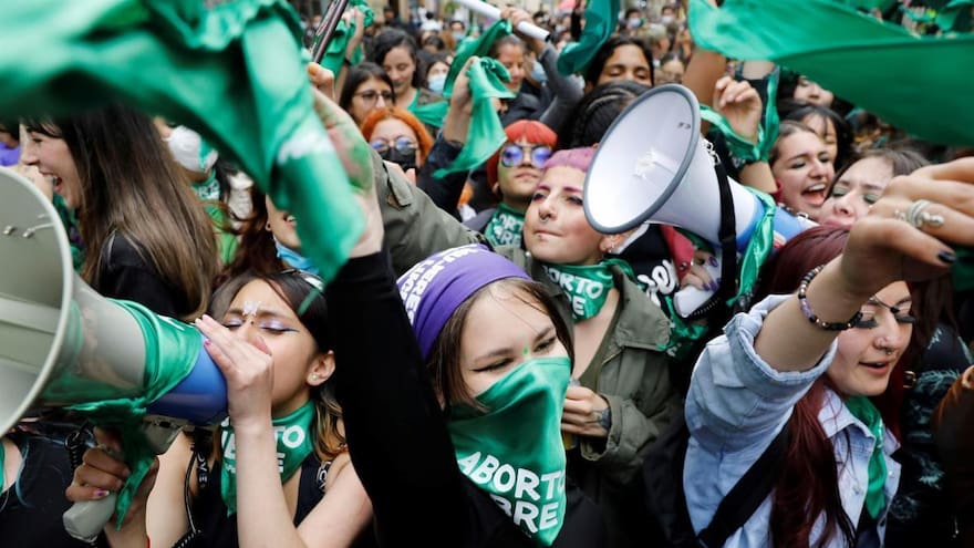 Piden anular fallo que despenalizó el aborto hasta la semana 24 de gestación