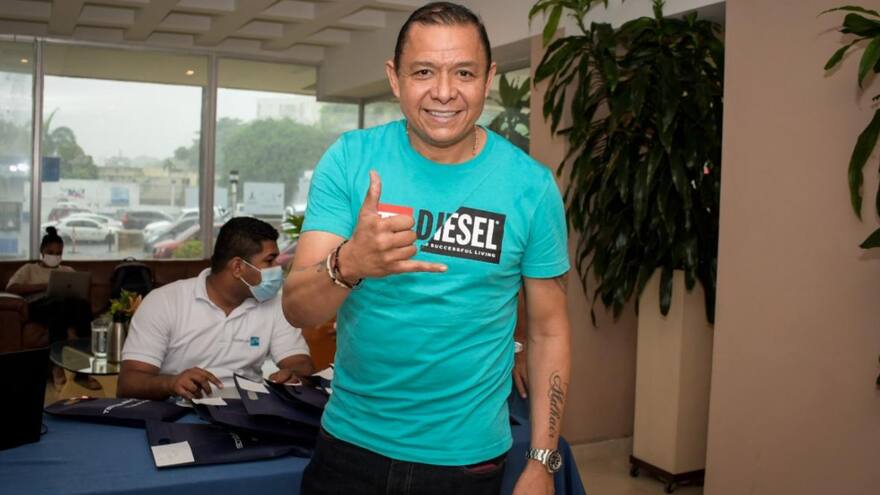 Iván René Valenciano habló de la suplencia de Viera en el Junior, defendió al Bolillo Gómez y criticó a Autuori