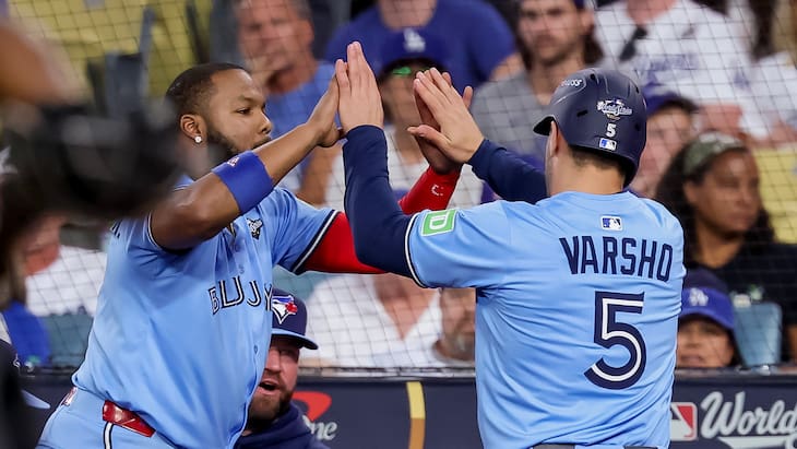 Azulejos, a una victoria del título ante unos Dodgers que quieren alargar la fiesta