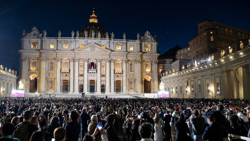 Minuto a minuto de la primera jornada del cónclave para elegir al nuevo papa