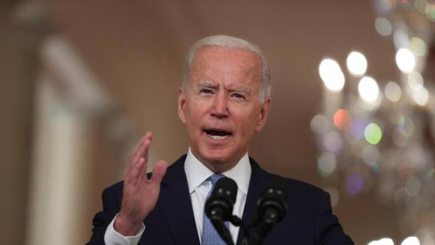 Biden busca asistir a víctimas del terremoto en Afganistán