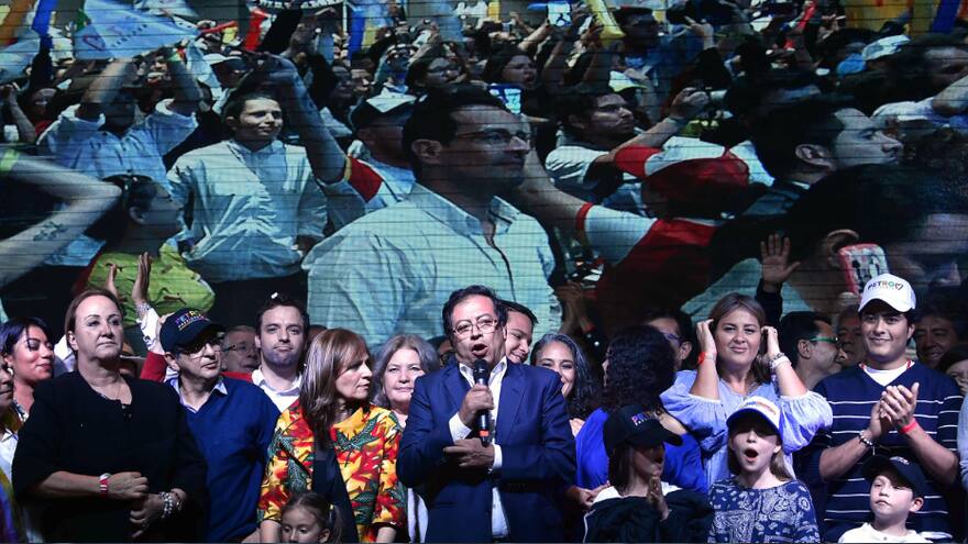 'Yo no me siento derrotado': Gustavo Petro