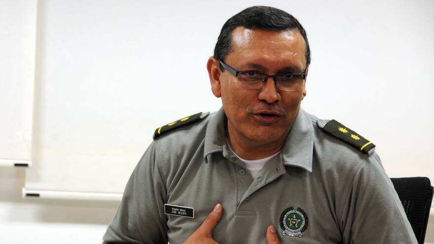 Roban camioneta al general Segura, excomandante de la Policía Metropolitana de Barranquilla