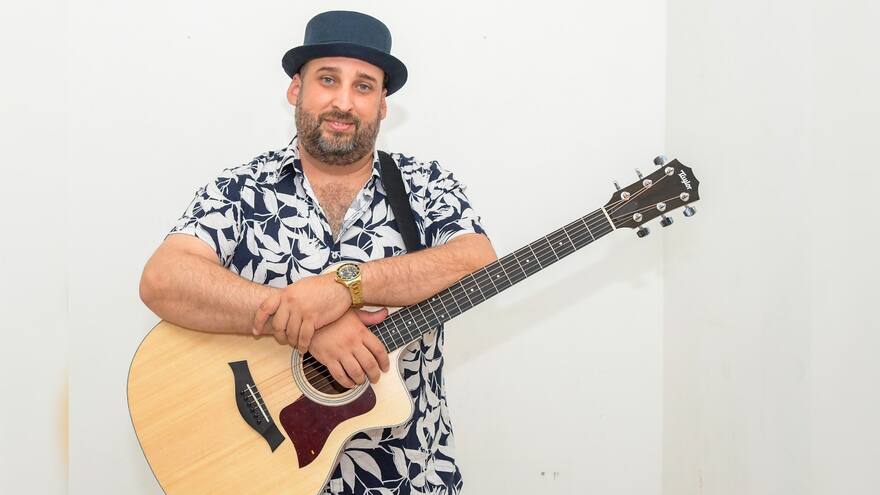 'Me veo cantando ‘Me hace daño verte’ con 80 años'