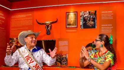 EL HERALDO en las calles | El Rey Momo Adolfo Maury habla sobre su compromiso con la fiesta más allá del dolor