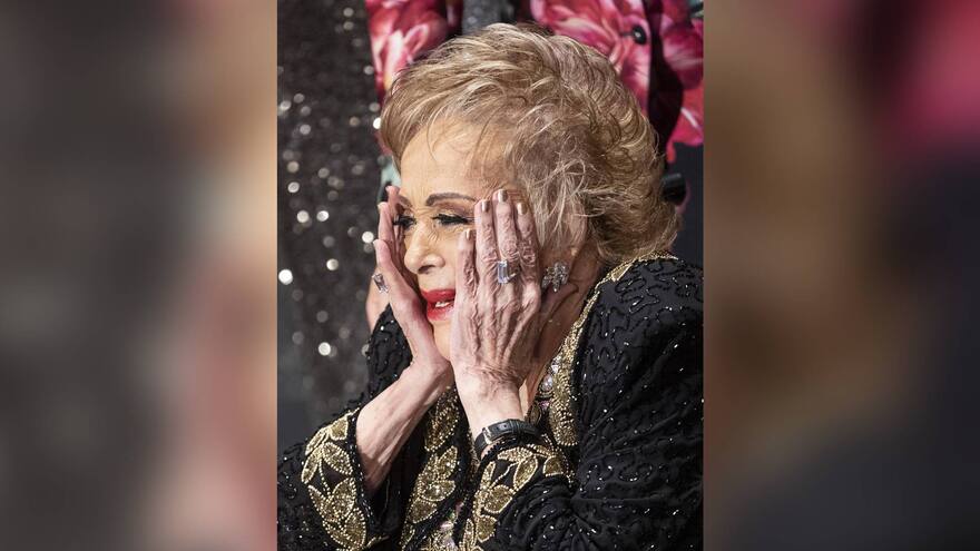 La diva mexicana Silvia Pinal fue dada de alta y disfruto la fiesta de Fin de Año