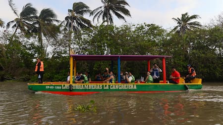 ‘Las Curramberas’: un recorrido fluvial por la cara desconocida de B/quilla