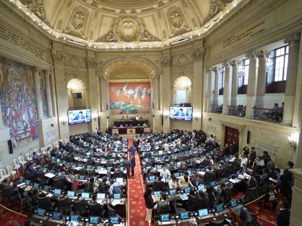 ¿Cómo quedará el sueldo de los congresistas con la eliminación de la prima de servicios?