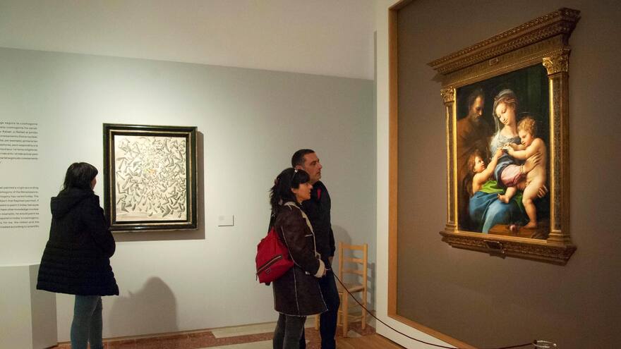 IA revela que el cuadro ‘Virgen de la Rosa’ no es exclusivo de Rafael