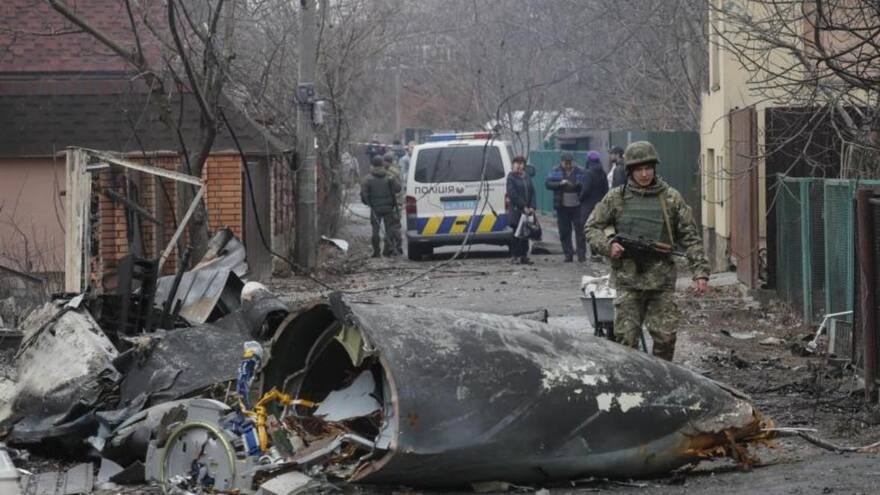 Ucrania acusa que ataque con misiles rusos ocasionó seis muertes en Jarkiv