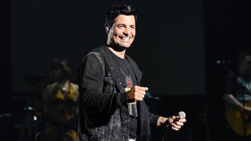 Tras 8 años de ausencia, Chayanne vuelve a grabar y esta vez con su hija