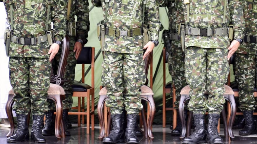 Ejército niega una destitución forzosa dentro de la institución tras la salida de oficiales