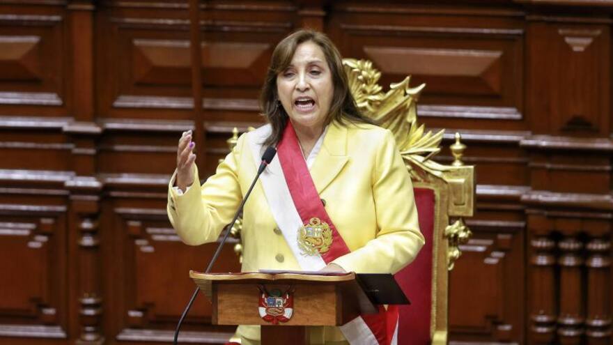 Deportación de presos desde Ecuador responderá a debido proceso: presidenta de Perú