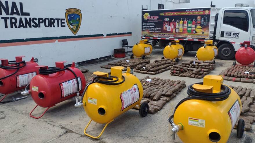 Hallan media tonelada de Marihuana dentro de extintores industriales