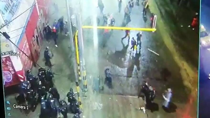 Policía entrega detalles de disturbios en Bogotá que dejaron dos policías heridos