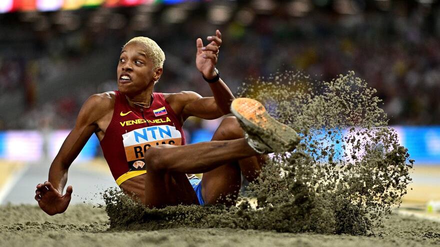 Yulimar Rojas, en su último intento, logra el título mundial en triple salto