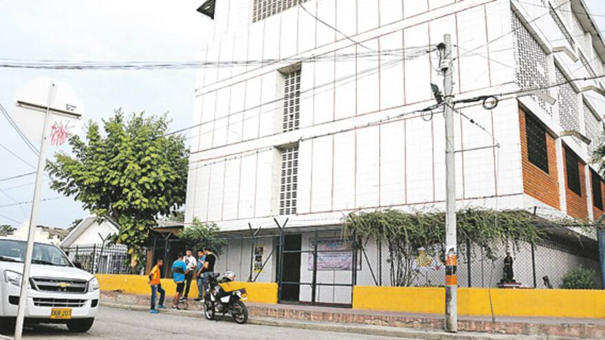 Estudiante muerto tras balonazo 'no tenía problemas cardíacos'