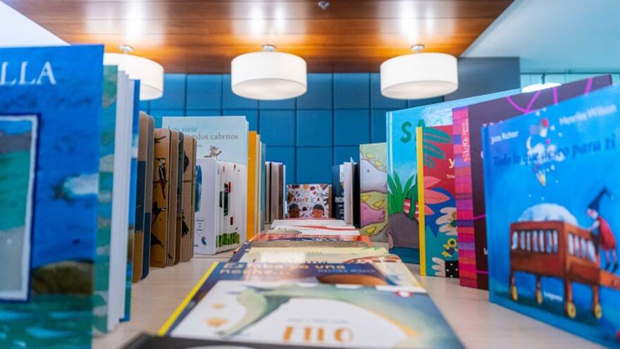 Recomendaciones del Ministerio de Educación sobre cobro de tarifas y lista escolar en establecimientos educativos no oficiales