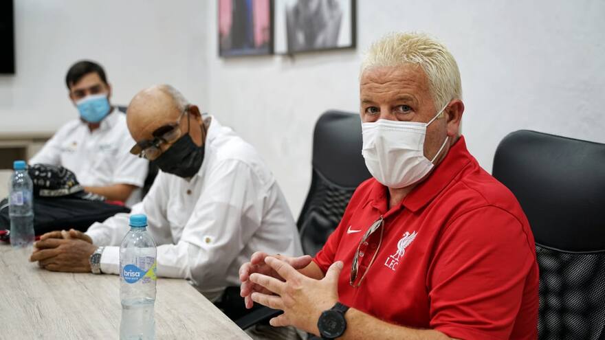 Liverpool F.C. abrirá escuela en Cartagena para promover nuevos talentos: Blel