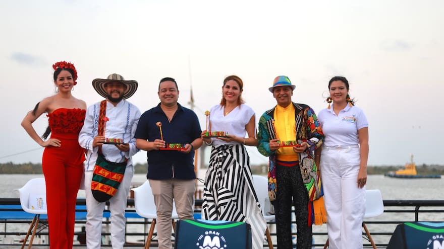 Carnaval de los periodistas tiene sus primeras ganadoras