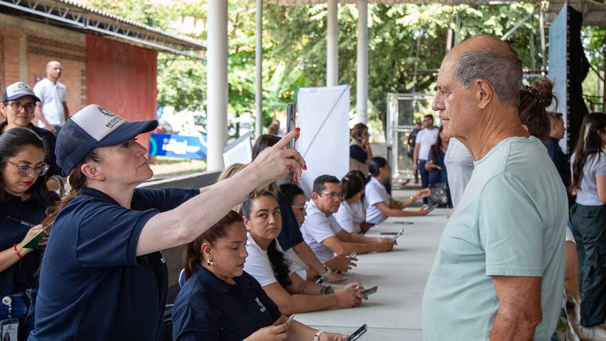 Registraduría hace prueba piloto de biometría facial en elecciones