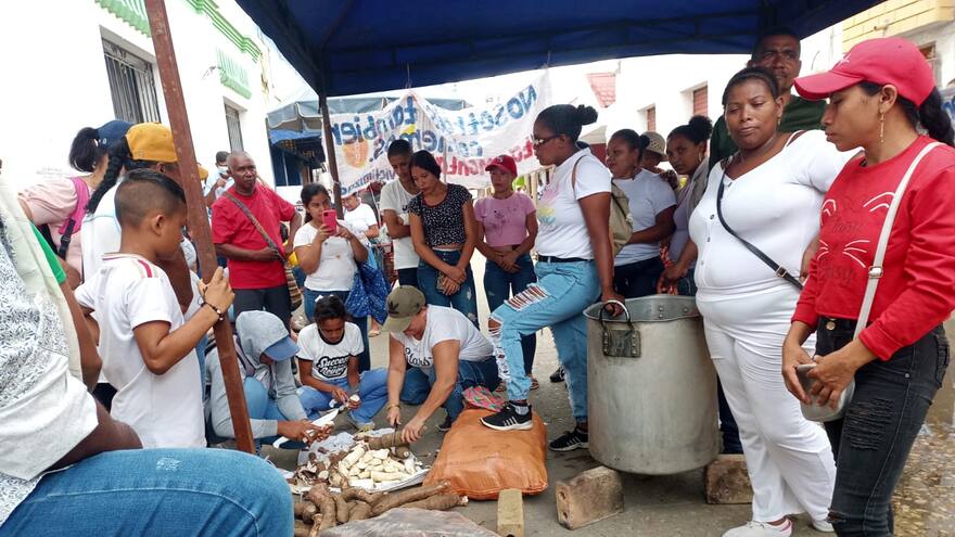 Red de Mujeres de Montes de María realizan manifestación en El Carmen